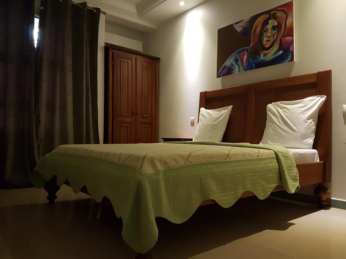 Tchero Appartement 2 Douala Eksteriør bilde